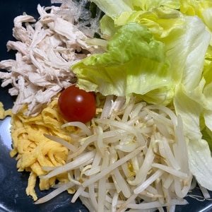 茹でささみ入り冷やし中華 レシピ 作り方 By 桃の香り 楽天レシピ 茹でささみ入り冷やし中華 レシピ 作り方 By 桃の香り 楽天レシピ